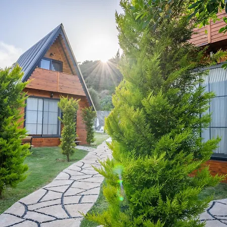Karaöz Sapphire Kamp alanı *